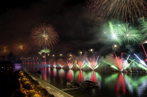 Kenyeret és cirkuszt a népnek - Hardy Mihály jegyzete