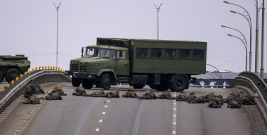 Három kijevi újságíróból három önkéntes a háborúban