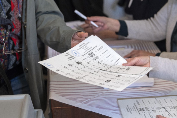 Péntek délután négyig kell leadniuk az egyéni képviselőjelölteknek az ajánlásokat