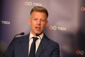 Visszaküldi a Tisza Wáberernek a 100 milliós adományát