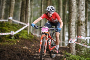 Magyar hegyikerékpáros szenzáció: Vas Kata Blanka negyedik lett