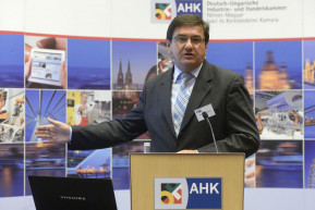 Veres János arra utal, hogy családi konfliktus állhat a szabolcsi előválasztási botrány mögött