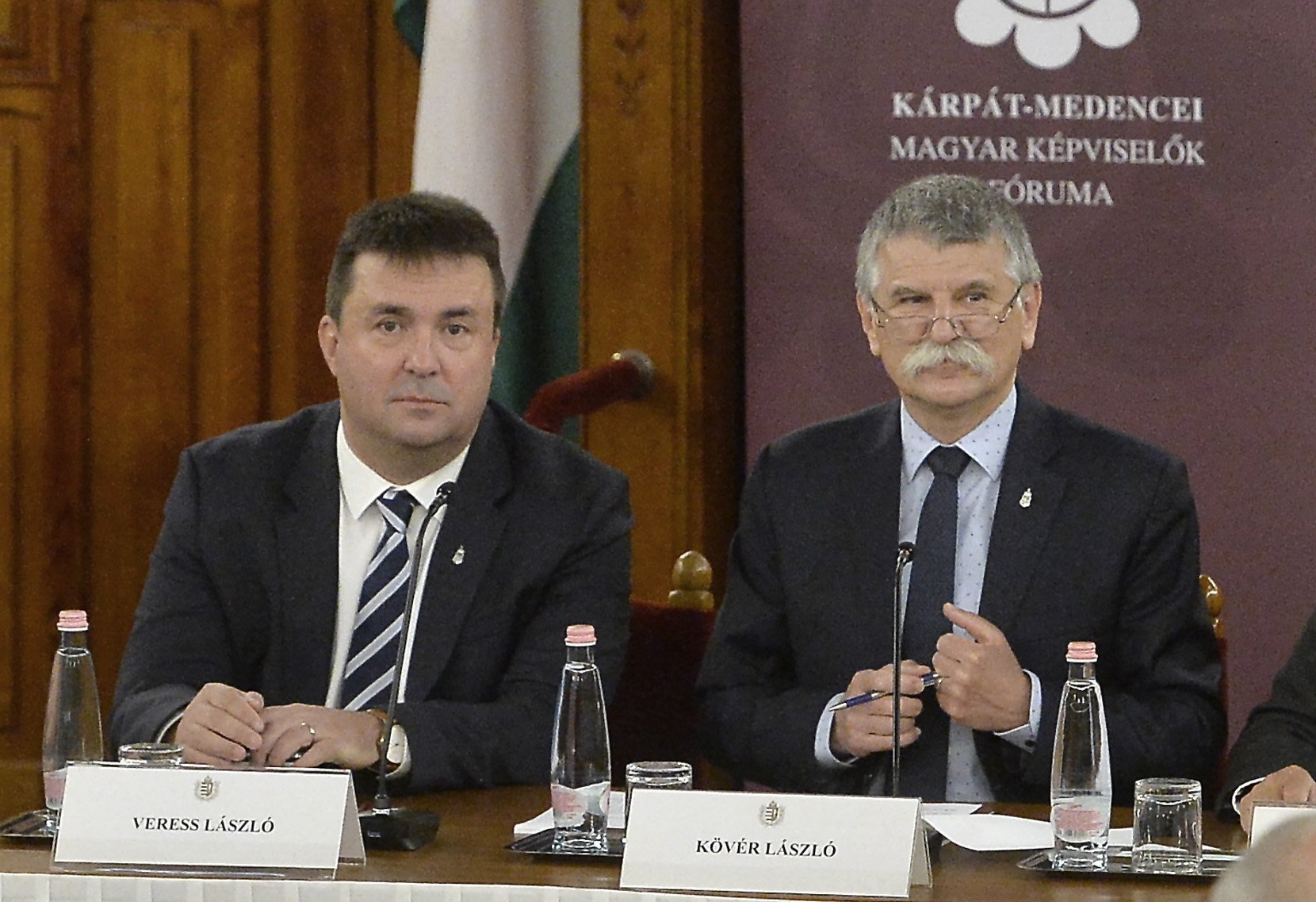 A Kárpát-medencei Magyar Képviselők Fórumának (KMKF) ülé