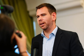 Vitézy: A kormány Budapest-ellenes politikája miatt tragikus a helyzet, de Karácsony terel is a BKV-botrányról