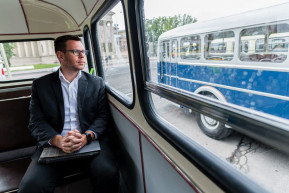 Vitézy törvénysértésnél kérhet újraszámlálást