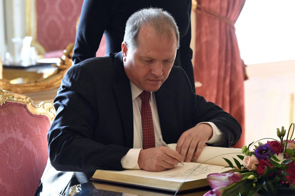 Litvániát is megfenyegette Oroszország, szerintük jogilag kifogásolható az ország különválása