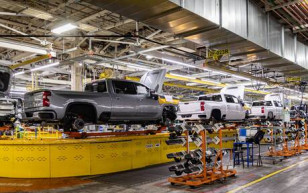 Már fel is függesztette Trump a Kanadára és Mexikóra kivett vámokat