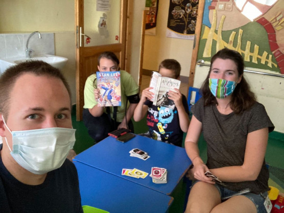 Nyelvtanulással segítenek beteg gyerekeknek