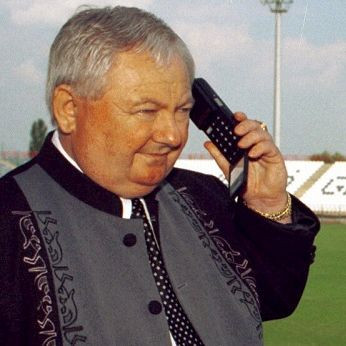 A stadionépítő juhász és a maffia