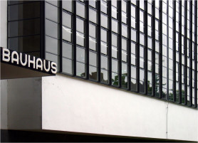 Bauhaus-körút, Corvin mozi, Ferdinánd híd