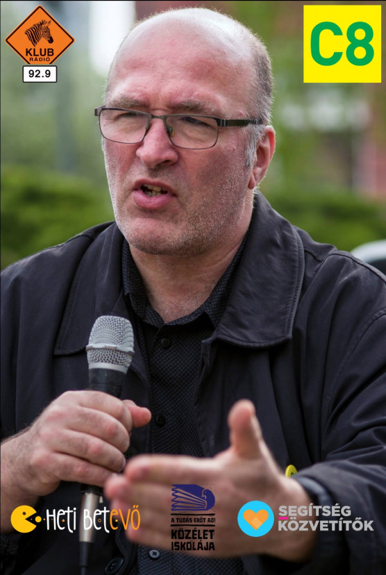 Hazabeszélek - Pikó András jegyzete