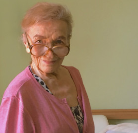 A színház alázatos szolgálóleánya: Vass Éva