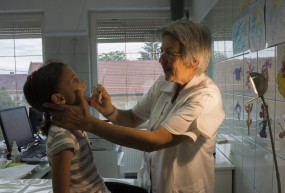 Összeomlás lesz, az apró rendelő sok, a gyermekorvos kevés