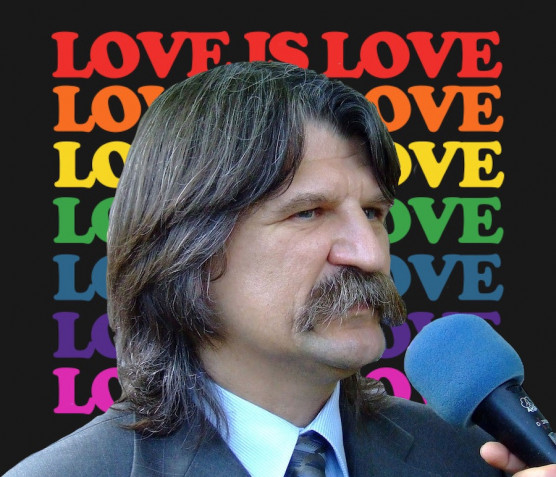 Kövér hergeli a homofób apákat