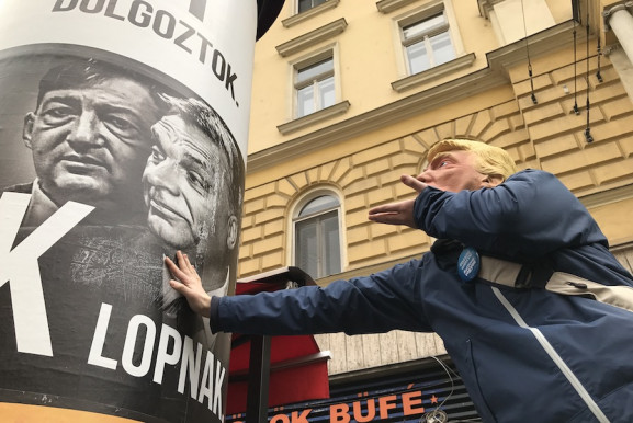 A korszerű diktátor leginkább lop - Dési János jegyzete