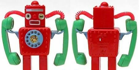 Bevette, hogy az igazgatóval beszél, és már utalta is a pénzt