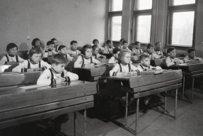 „Eltüntették a kritikus gondolkodást a NAT-ból”