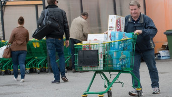 Második hónapja nyomja a féket a magyar vásárló