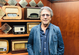 Zorán nagyon meg tud lepődni, hogy régi dalai a mai világról szólnak