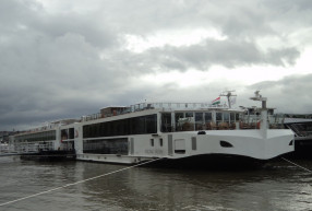 Letartóztatták a Viking szállodahajó kapitányát