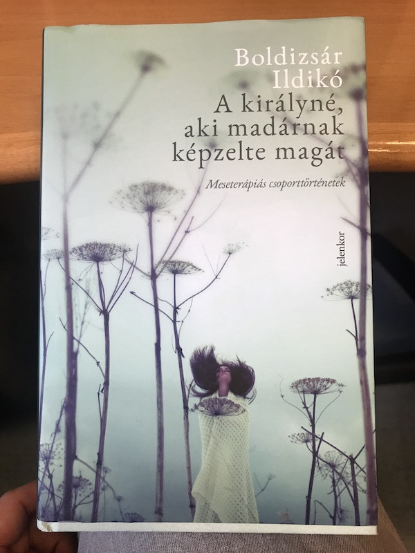 A királyné, aki madárnap képzelte magát