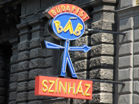 Búcsú a báboktól - 60 év után