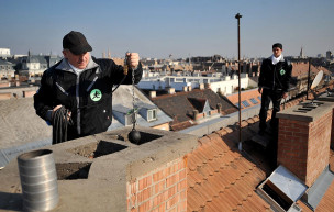 Július 20.: Kéményseprők világnapja és a Hold napja