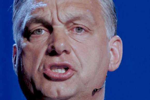 Meg kellene fegyelmezni a magyar kormányfőt