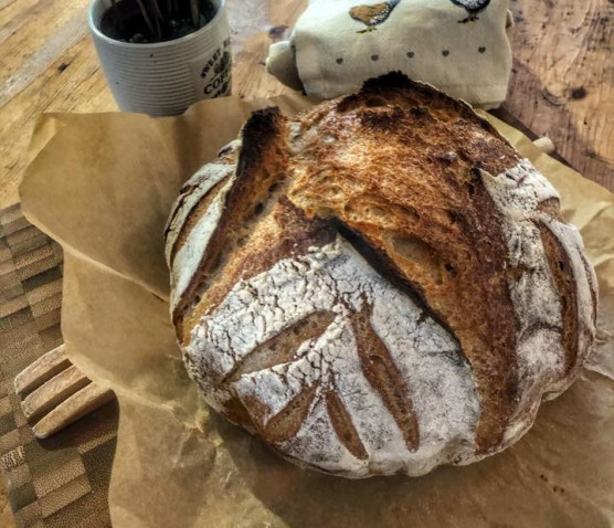 Otthon sült ropogós kenyér házi kovásszal – tömegek tanulják a receptet