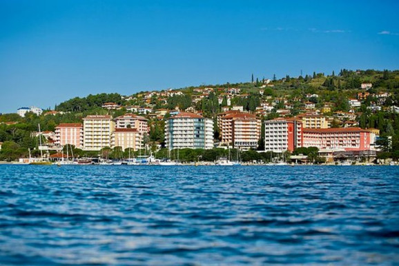 Tízezrekkel emelkedik a nyaralás ára az utazási irodáknál