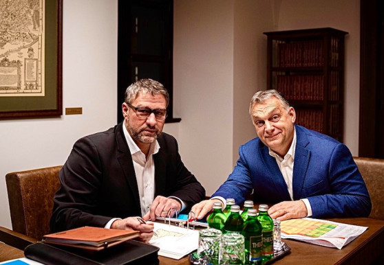 Mínuszos hír, hogy lopnak - Selmeci János jegyzete