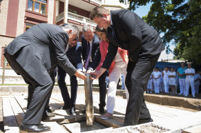 Mindenkinek rossz az önkormányzati csőd