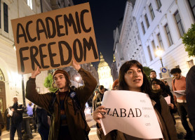 Nagyon figyelik, mit lép az Orbán-kormány a CEU melletti döntés után