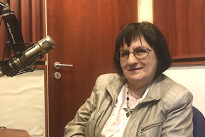 E veszekedő sokféleség ötvözete: vagyis költő