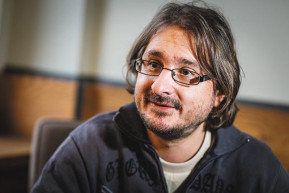 Cserna-Szabó András: A sün