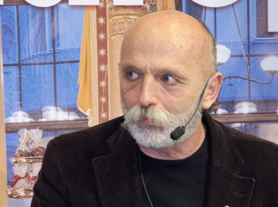 Visky András: Szabad betekintés