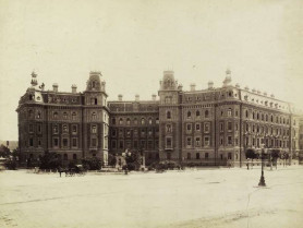 Miért is ülsz itt a Köröndön?