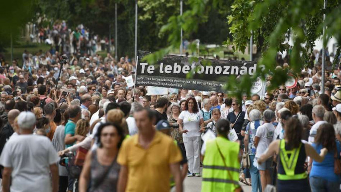 A luxusszálloda ellen tiltakozott a futó, nem akarták átadni az érmét