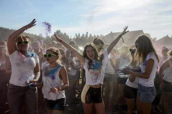 200 pontot ígértek gólyákkal szexelésért a Közszolgálati Egyetem táborában – írta egy hallgató  