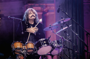 Mándoki megmondta: Sötét világban élünk