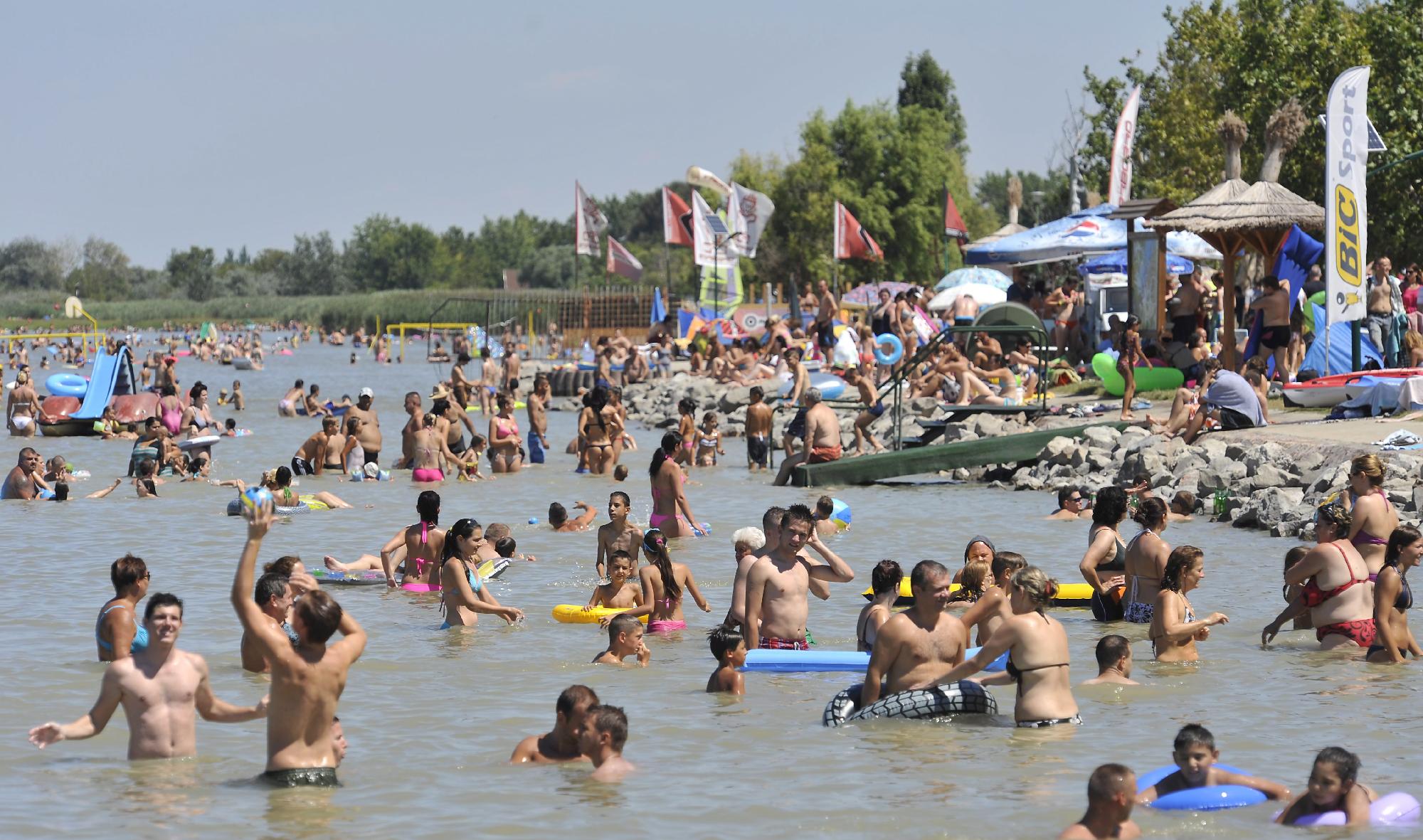 Hőség  Velencei-tó