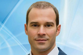 Hollik búcsúzik Trumptól