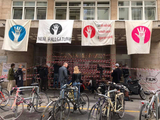 Miben más a tiltakozás az SZFE-ért, mint az elmúlt tíz év tüntetései?