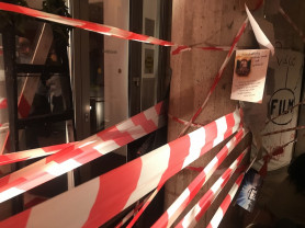 Nem engedték be a hallgatók, fenyegetőzni kezdett az SZFE új kancellárja