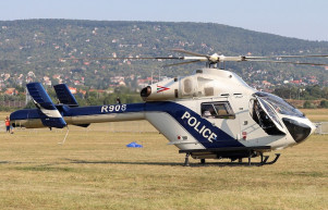 Határátkelő-átadás helikopterrel - Hardy Mihály jegyzete