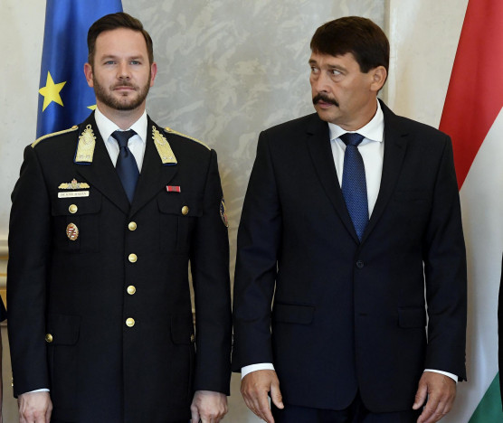 Titkos a szolgálat, titkos a leváltás