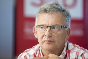 Vértes András: Pénzt kell adni az embereknek!