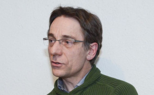 Az agyunkban élő, egymással folyamatosan beszélő olasz házaspár