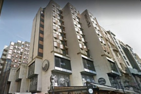 Egy bontás és egy újraépítés története