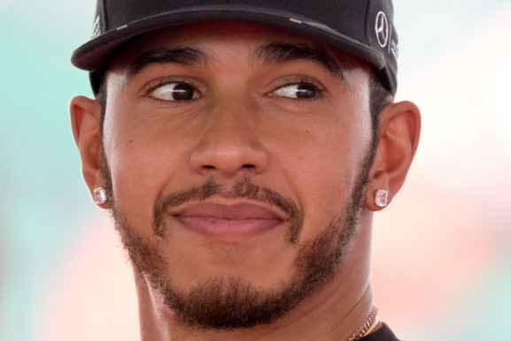 Vajon Lewis Hamilton minden idők legjobb autóversenyzője?